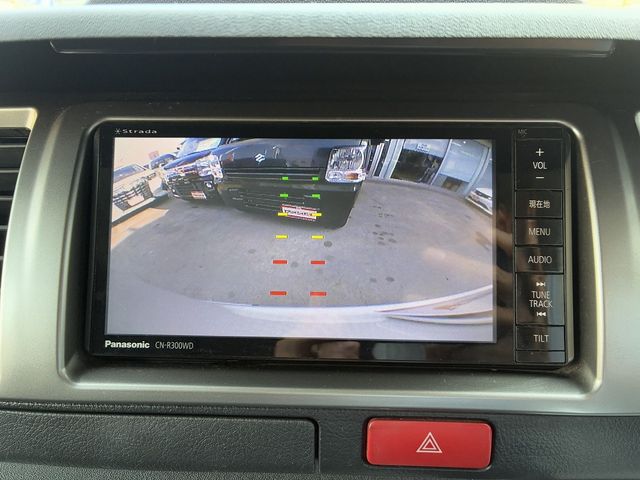 TOYOTA HIACE VAN 4WD 2015 Image 31