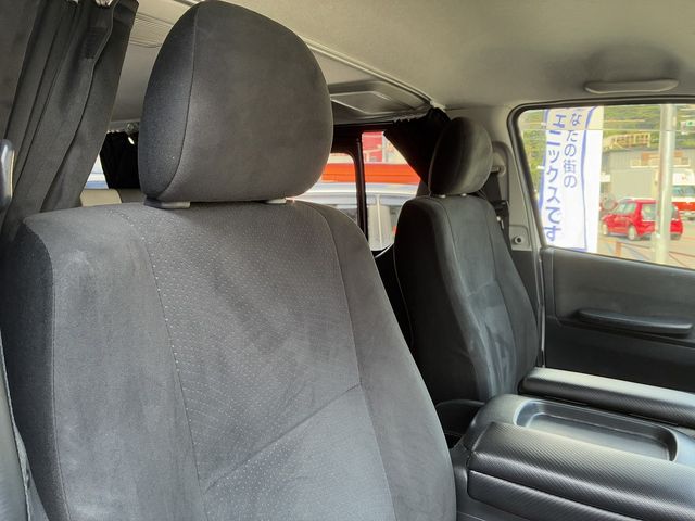 TOYOTA HIACE VAN 4WD 2015 Image 31