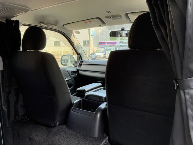 TOYOTA HIACE VAN 4WD 2015 Image 31