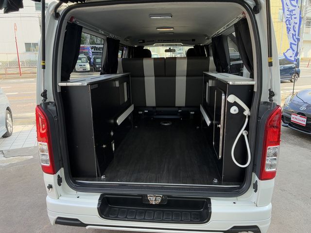 TOYOTA HIACE VAN 4WD 2015 Image 31