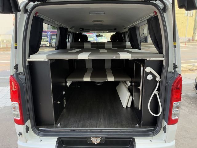 TOYOTA HIACE VAN 4WD 2015 Image 31