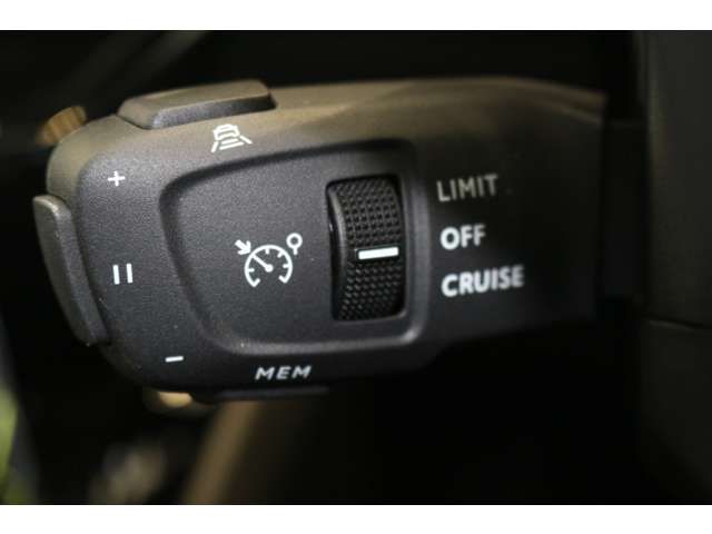 PEUGEOT 208 2024 Image 31