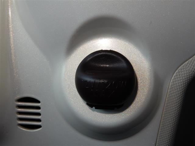 TOYOTA PORTE 2012 Image 31