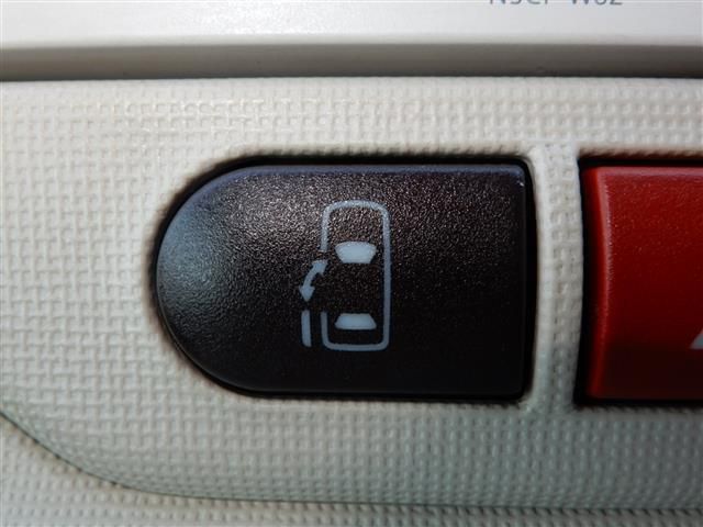 TOYOTA PORTE 2012 Image 31