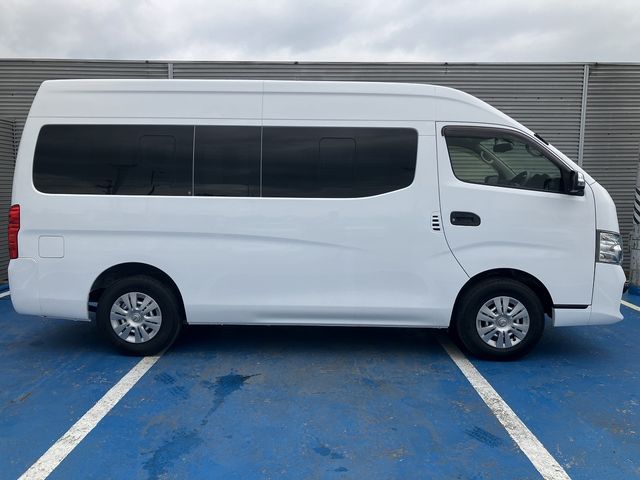 NISSAN NV350 CARAVAN 4WD 2017 Image 31