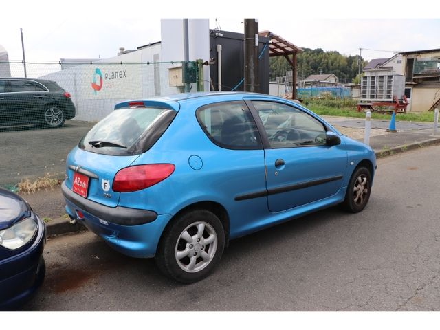 PEUGEOT 206 2000 Image 31