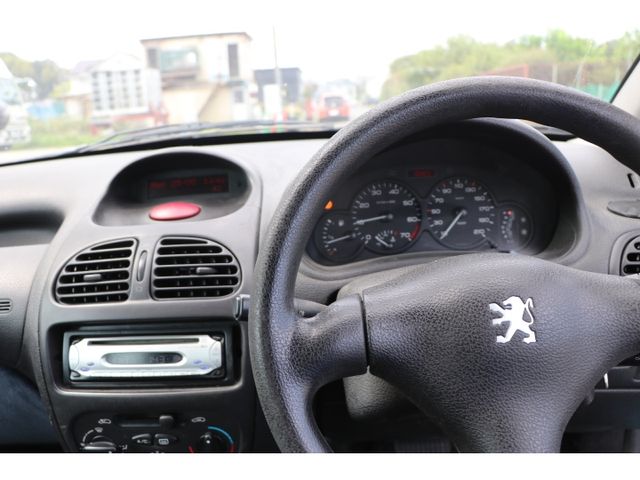 PEUGEOT 206 2000 Image 31