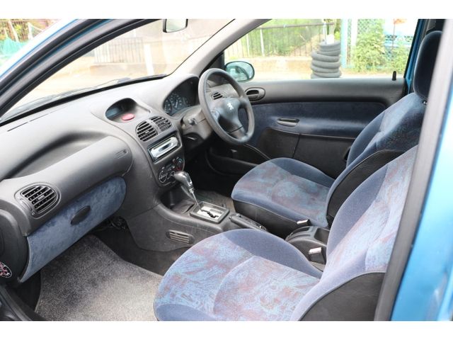 PEUGEOT 206 2000 Image 31