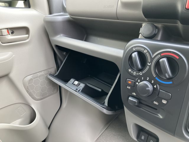 SUZUKI EVERY VAN 2025 Image 31