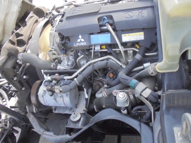 MITSUBISHI CANTER 2017 Image 31