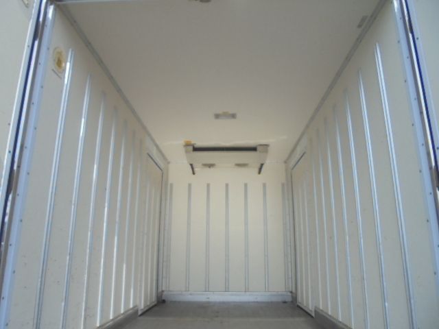 MITSUBISHI CANTER 2017 Image 31