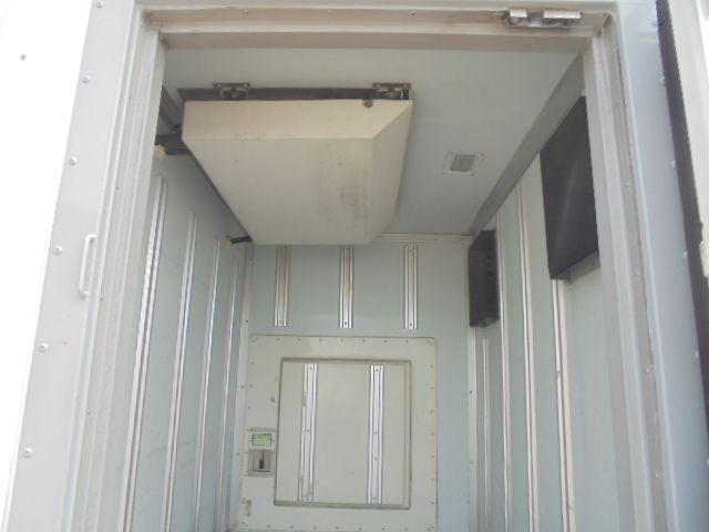 ISUZU ELF 2009 Image 31