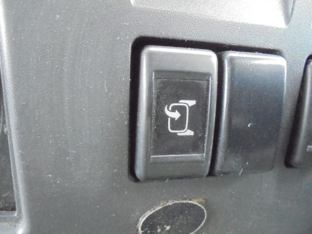 ISUZU ELF 2009 Image 31