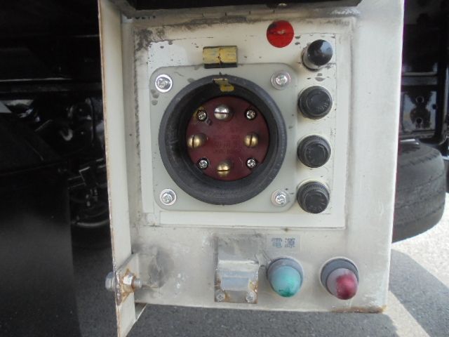 ISUZU ELF 2009 Image 31