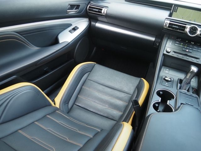 TOYOTA LEXUS RC350 2019 Image 31