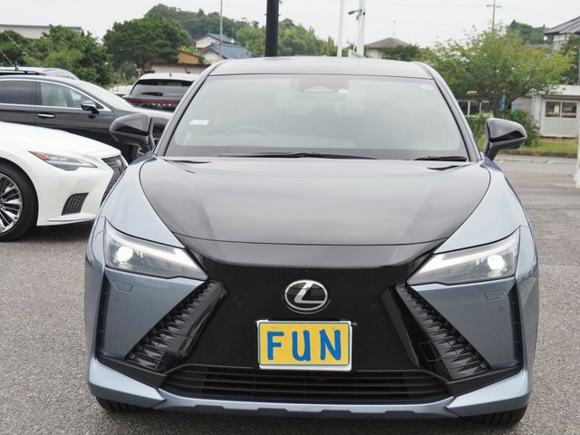 TOYOTA LEXUS RZ450E 2023 Image 31