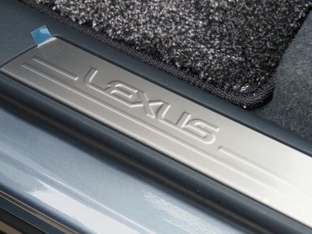 TOYOTA LEXUS RZ450E 2023 Image 31