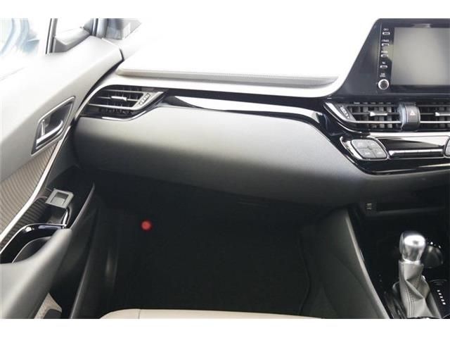 TOYOTA C-HR 2020 Image 31