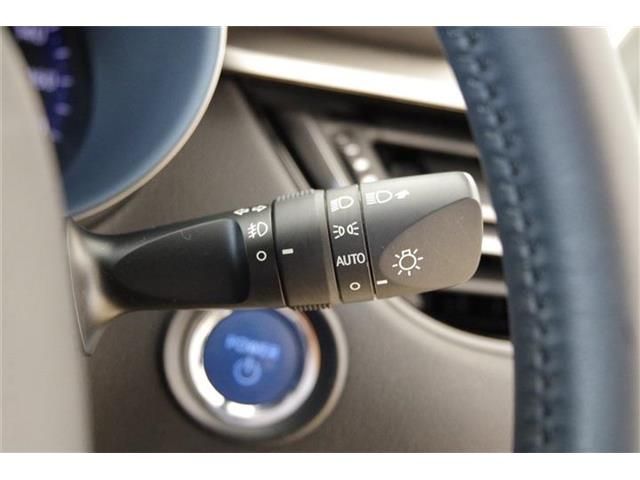 TOYOTA C-HR 2020 Image 31