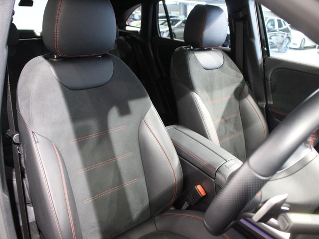 MERCEDES BENZ GLA CL 2021 Image 31