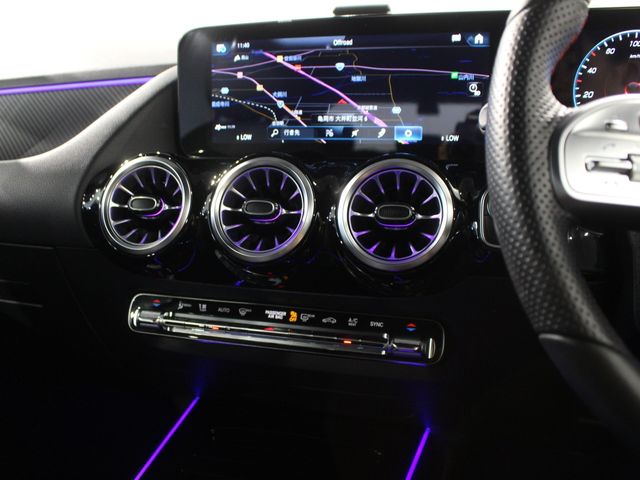 MERCEDES BENZ GLA CL 2021 Image 31