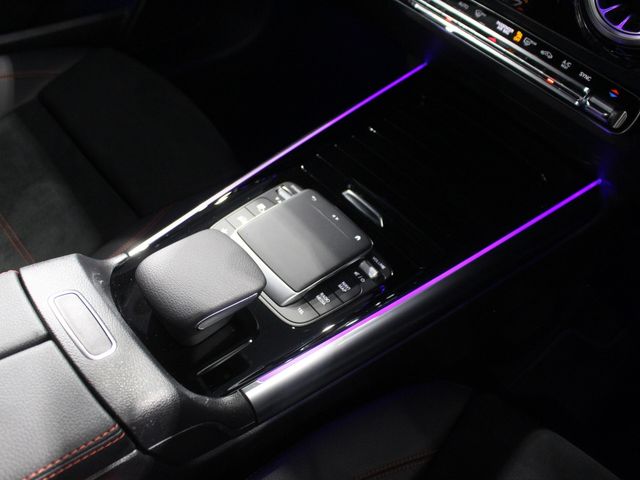 MERCEDES BENZ GLA CL 2021 Image 31