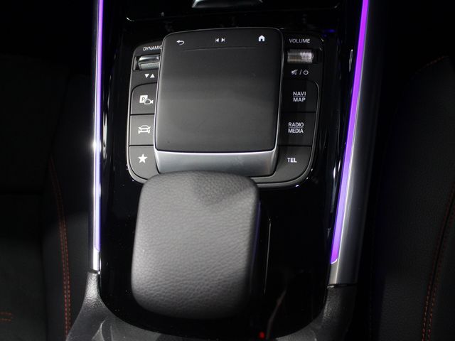 MERCEDES BENZ GLA CL 2021 Image 31