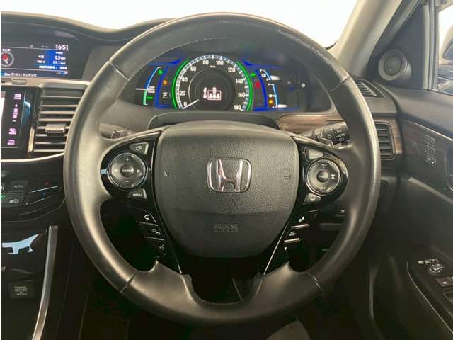 HONDA ACCORD HYBRID 2017 Image 31