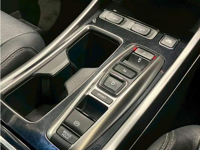 HONDA ACCORD HYBRID 2017 Image 31