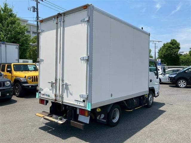 ISUZU  2014 Image 31