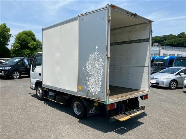 ISUZU  2014 Image 31