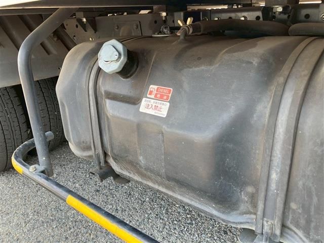 ISUZU  2014 Image 31