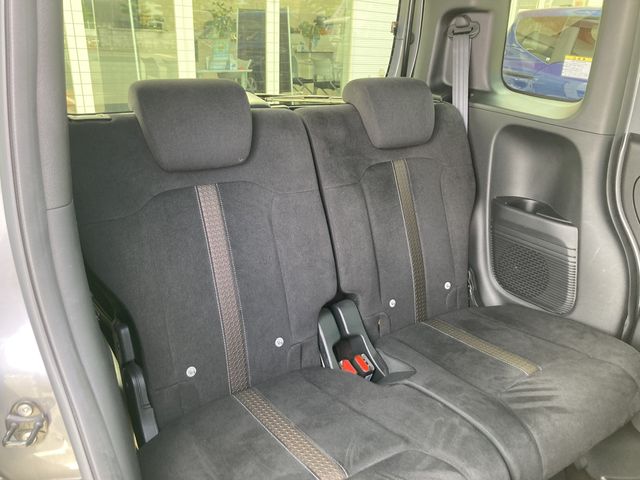 HONDA N BOX CUSTOM 2018 Image 31