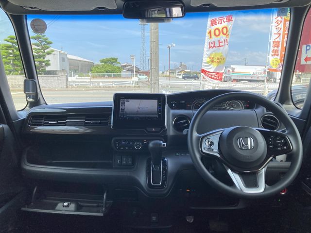 HONDA N BOX CUSTOM 2018 Image 31