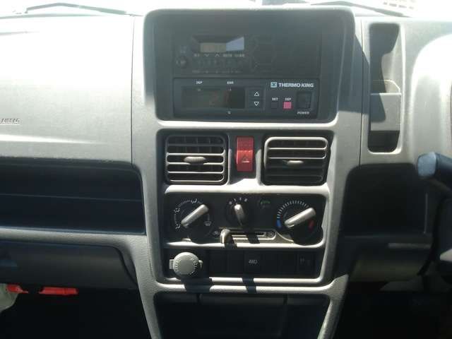 SUZUKI CARRY TRUCK 4WD 2020 Image 31