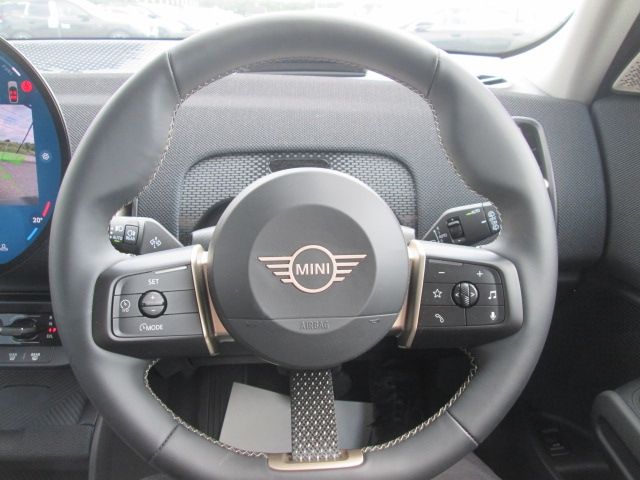 BMW MINI COUNTRYMAN 2024 Image 31