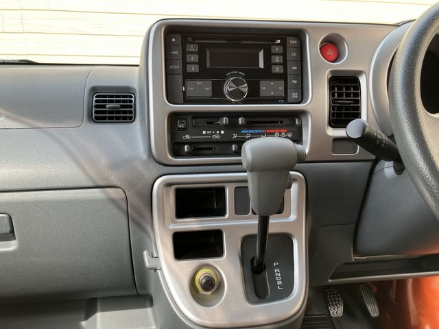 DAIHATSU HIJET CARGO 2015 Image 31