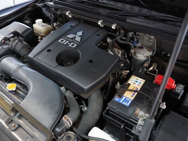 MITSUBISHI PAJERO WAGON 2011 Image 31