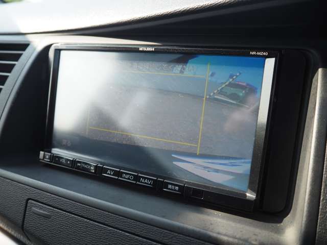 TOYOTA ISIS 2012 Image 31