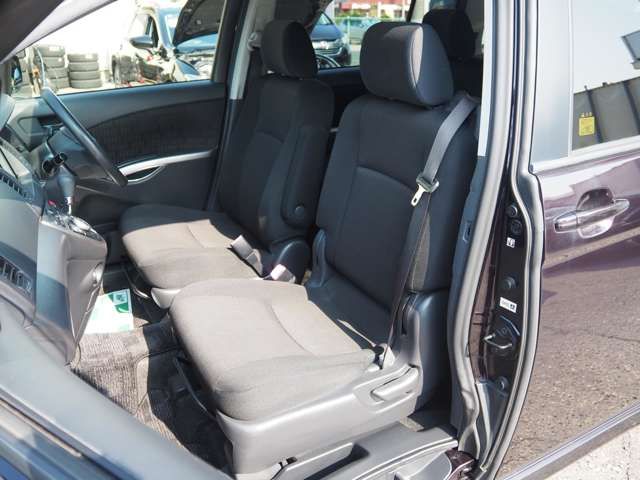 TOYOTA ISIS 2012 Image 31