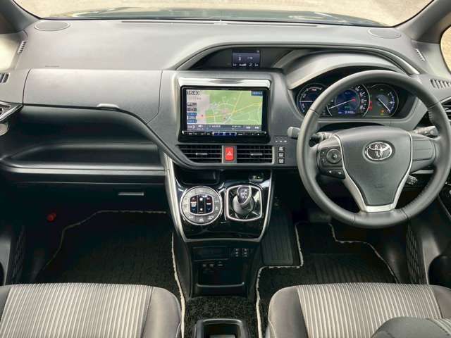 TOYOTA VOXY HYBRID 2020 Image 31