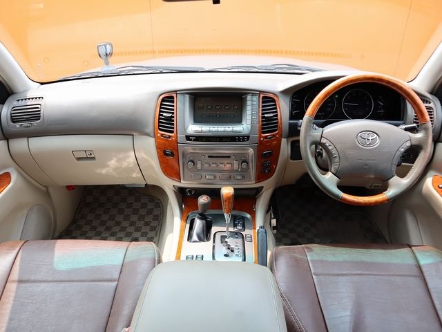 TOYOTA LANDCRUISER WAGON 2004 Image 31