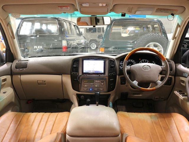 TOYOTA LANDCRUISER WAGON 2005 Image 31