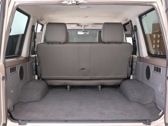 TOYOTA LANDCRUISER VAN 2015 Image 31