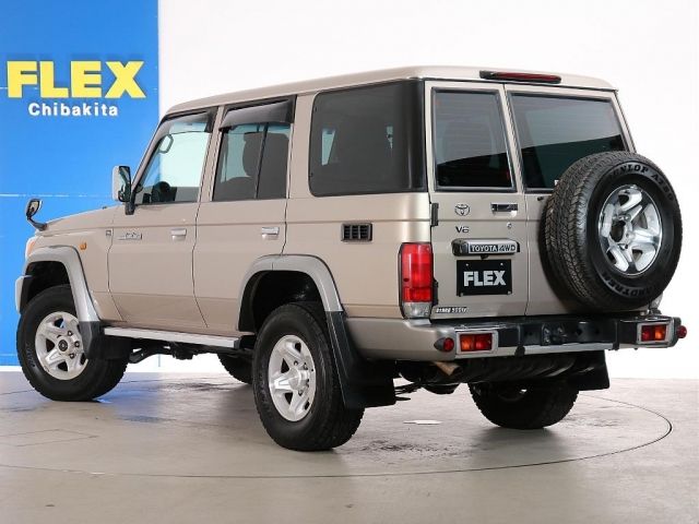 TOYOTA LANDCRUISER VAN 2015 Image 31