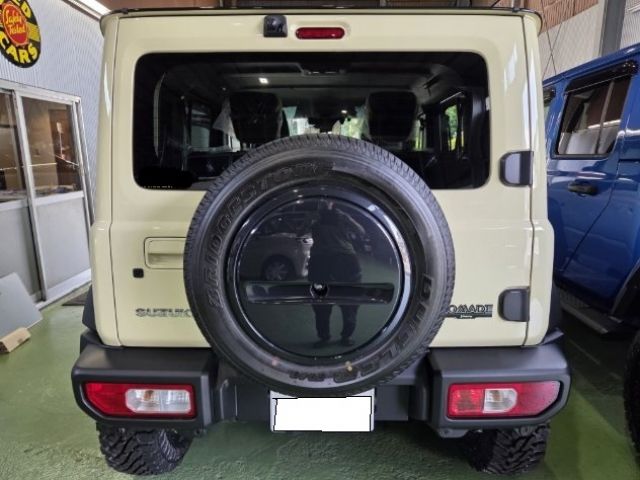 SUZUKI JIMNY NOMADE 2025 Image 31