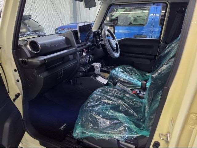 SUZUKI JIMNY NOMADE 2025 Image 31