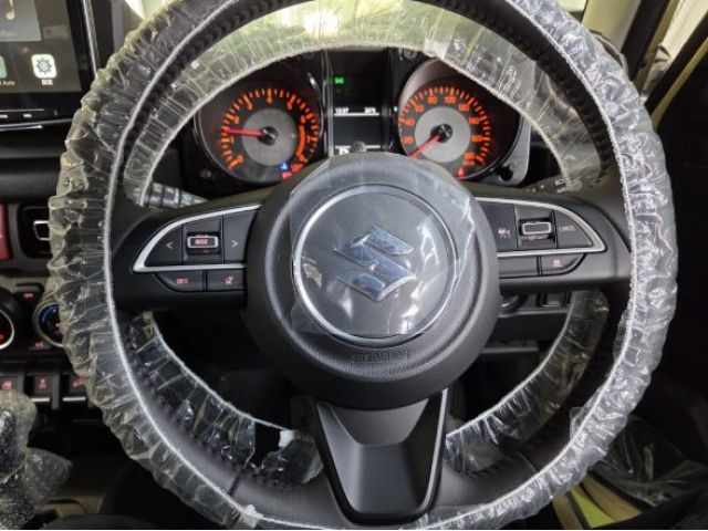 SUZUKI JIMNY NOMADE 2025 Image 31