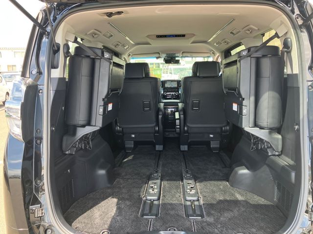 TOYOTA VELLFIRE 4WD 2018 Image 31