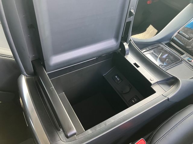 TOYOTA VELLFIRE 4WD 2018 Image 31